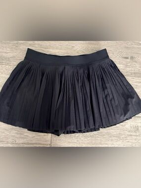 lululemon Black Pleated Mini Skirt